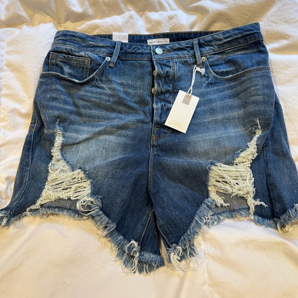 Good American Bombshell Short in Color Blue646